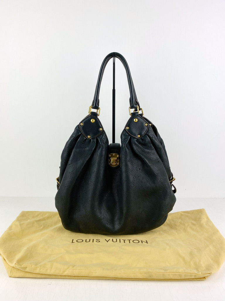 indhold Tradition folder Louis Vuitton Mahina Noir Taske – Preloved Copenhagen - Køb og salg af  luksus secondhand vare