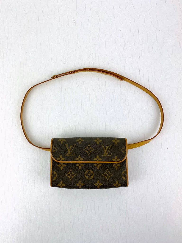 Louis Monogram Small Beltbag/Lille bæltetaske – Copenhagen - Køb og salg luksus secondhand vare