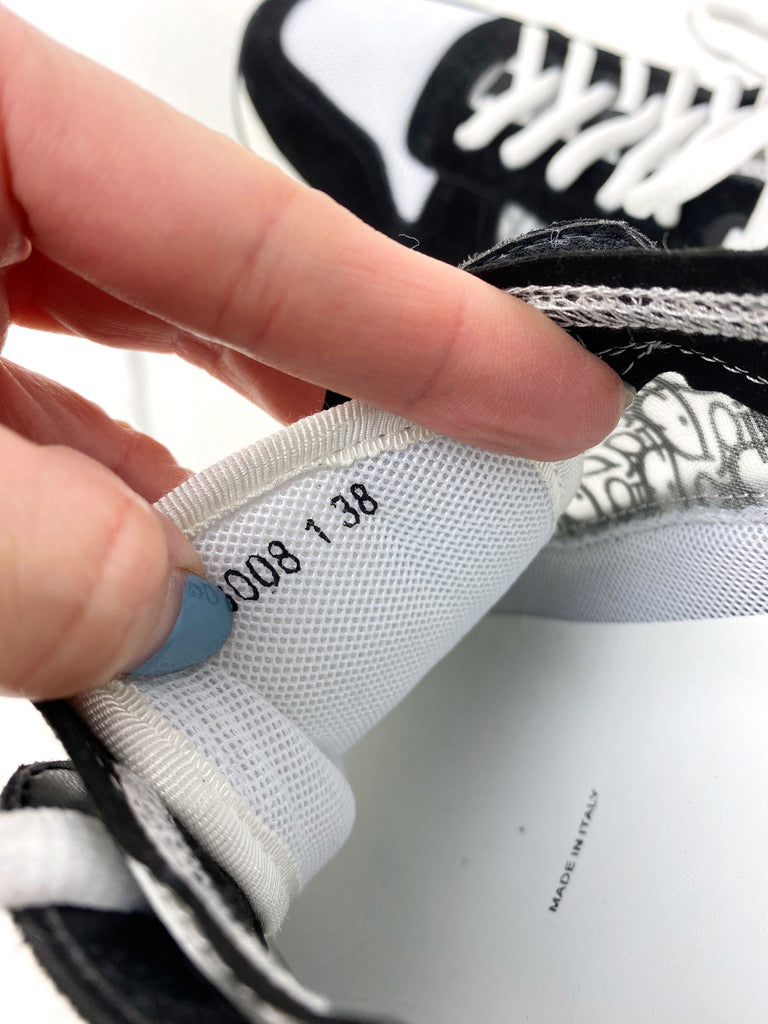 Dior Sneakers - Str 38 - (Nypris ca 6.300 kr)