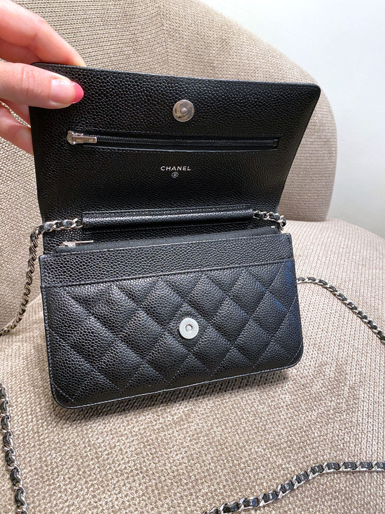 Chanel Classic Wallet On Chain - Cavier - (Fra År 2022) - Nypris 25.040 kr