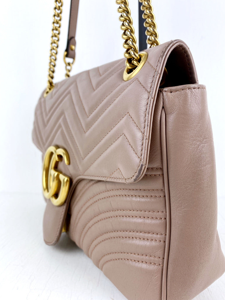 Gucci - GG Marmont Matelassé Bag - Str Medium - (Nypris ca kr 17.180 kr/ 2.300 euro)