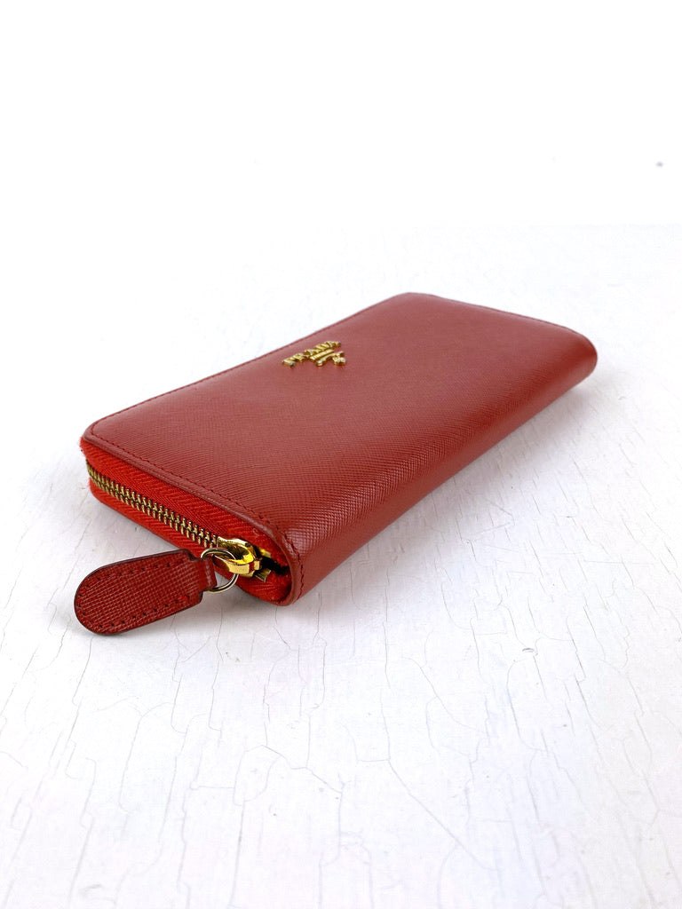 Prada Saffiano Leather Wallet - Rød - (Nypris ca 6.000 kr)