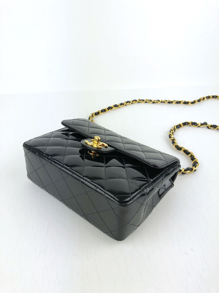 Chanel Mini Flap Bag - Sort Lak