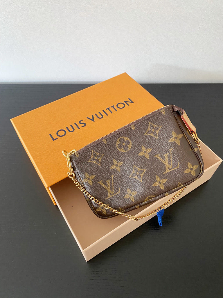 Louis Vuitton Monogram Mini Pochette Taske