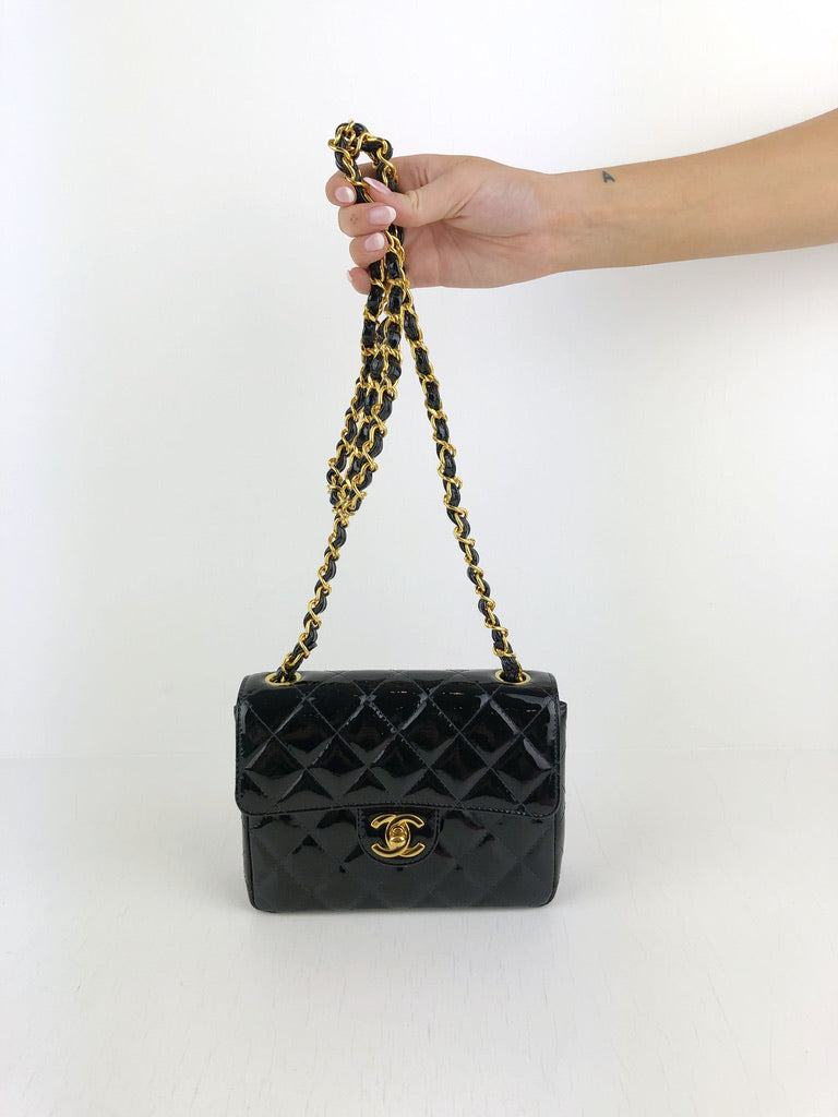 Chanel Mini Flap Bag - Sort Lak
