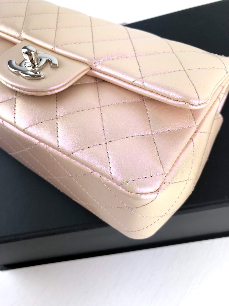 Chanel Classic Flap - Rose Gold Mini Med Sølvhardware