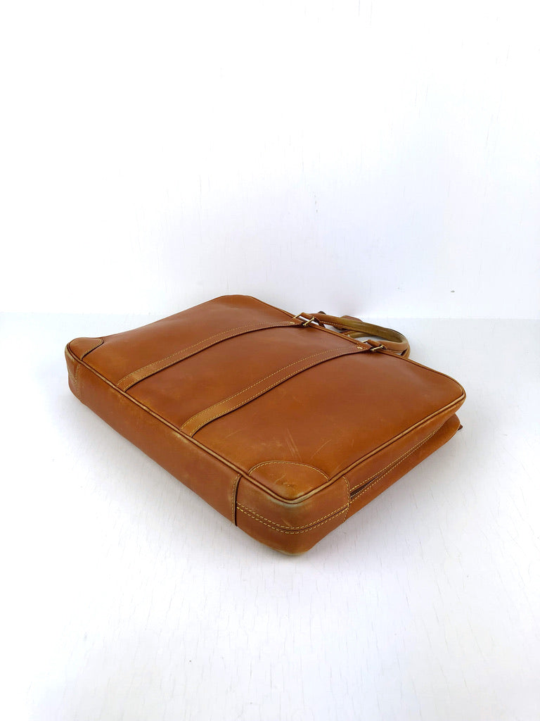 Louis Vuitton - Porte-Documents Voyage Cuir Nomade Leather (Nypris ca 27.452 kr/3.150 Pund)