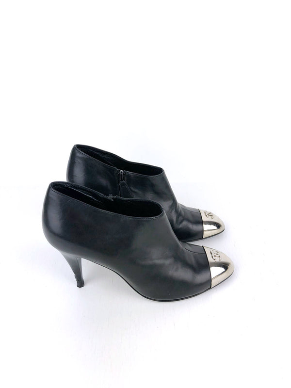 Chanel Korte Støvler med hæl - Str 38,5
