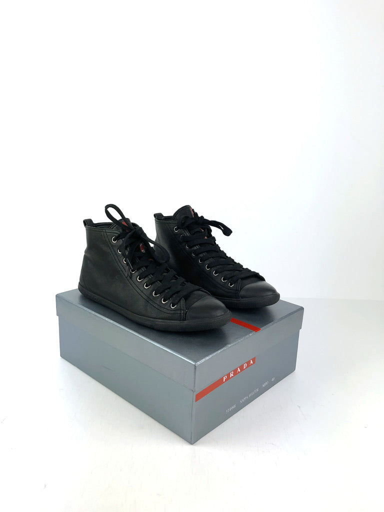 Prada Sneakers - Str 40