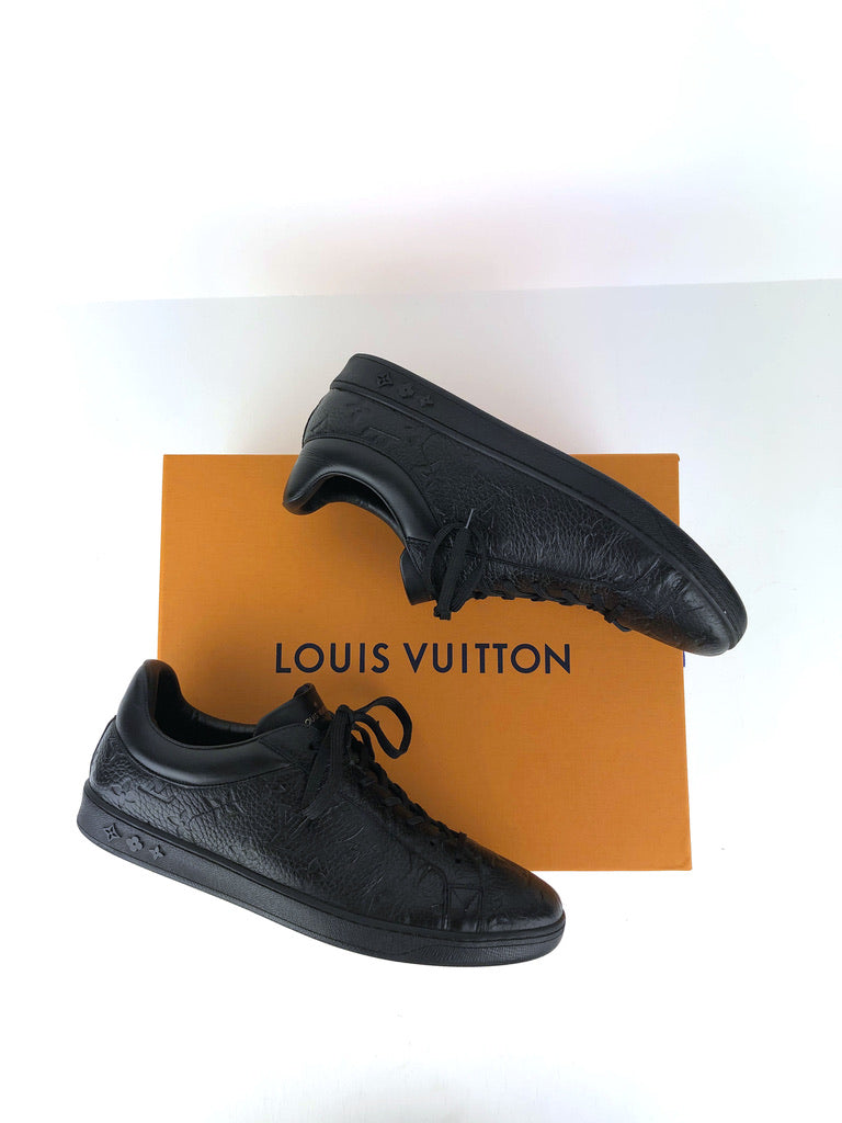 Louis Vuitton Sneakers - Str 10