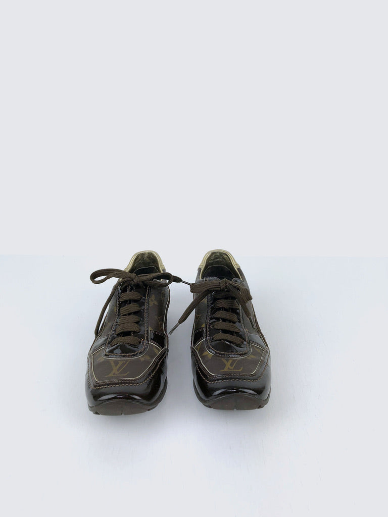Louis Vuitton Sneakers - Str 39