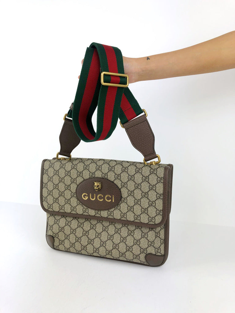 Gucci Beige GG Supreme Messenger Bag