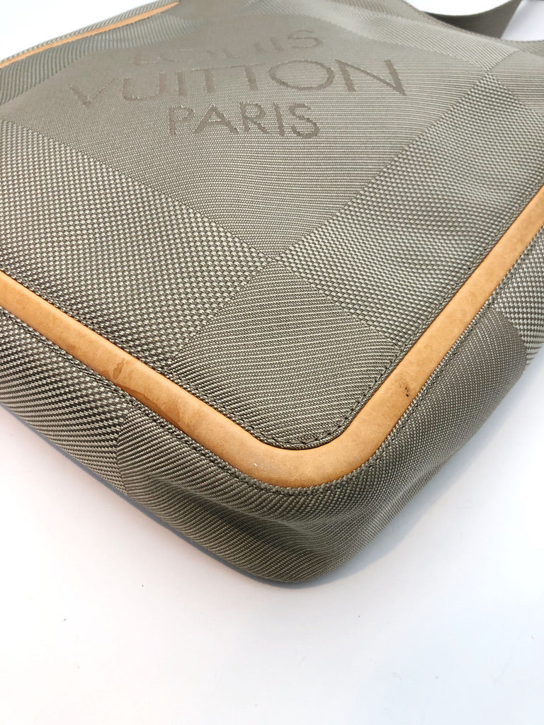 Louis Vuitton Compagnon Sable Big Messenger Bag