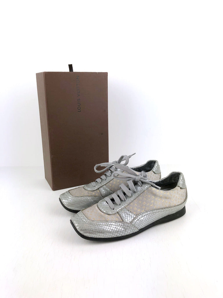 Louis Vuitton Monogram Sneakers - Str 38,5