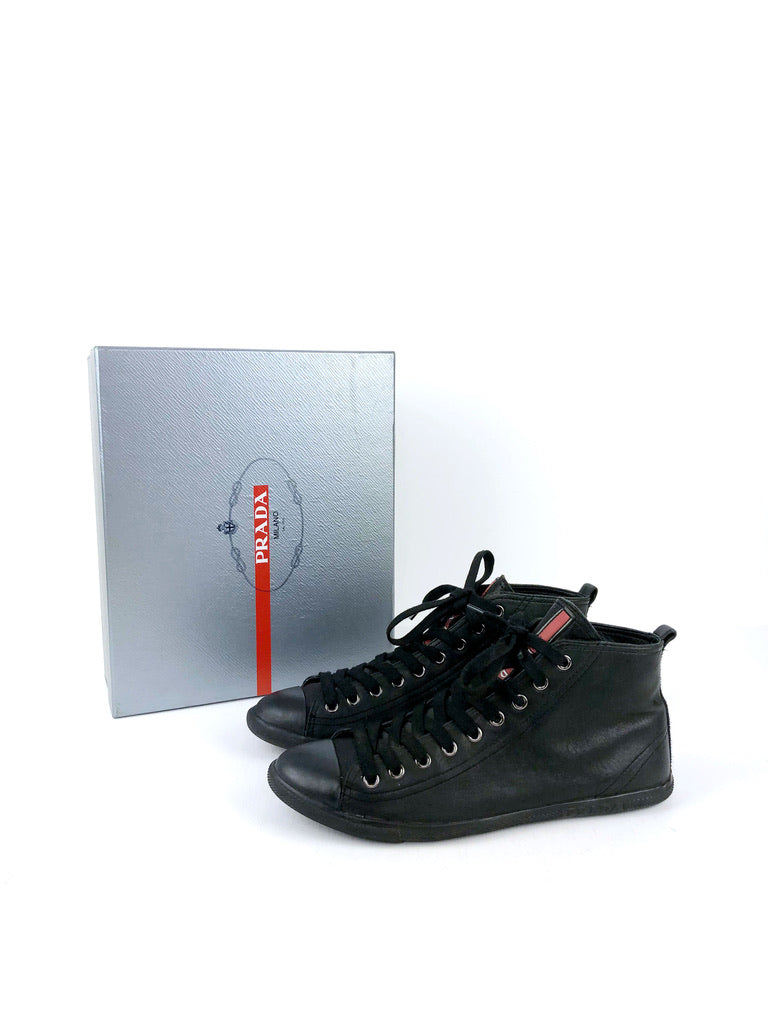 Prada Sneakers - Str 40