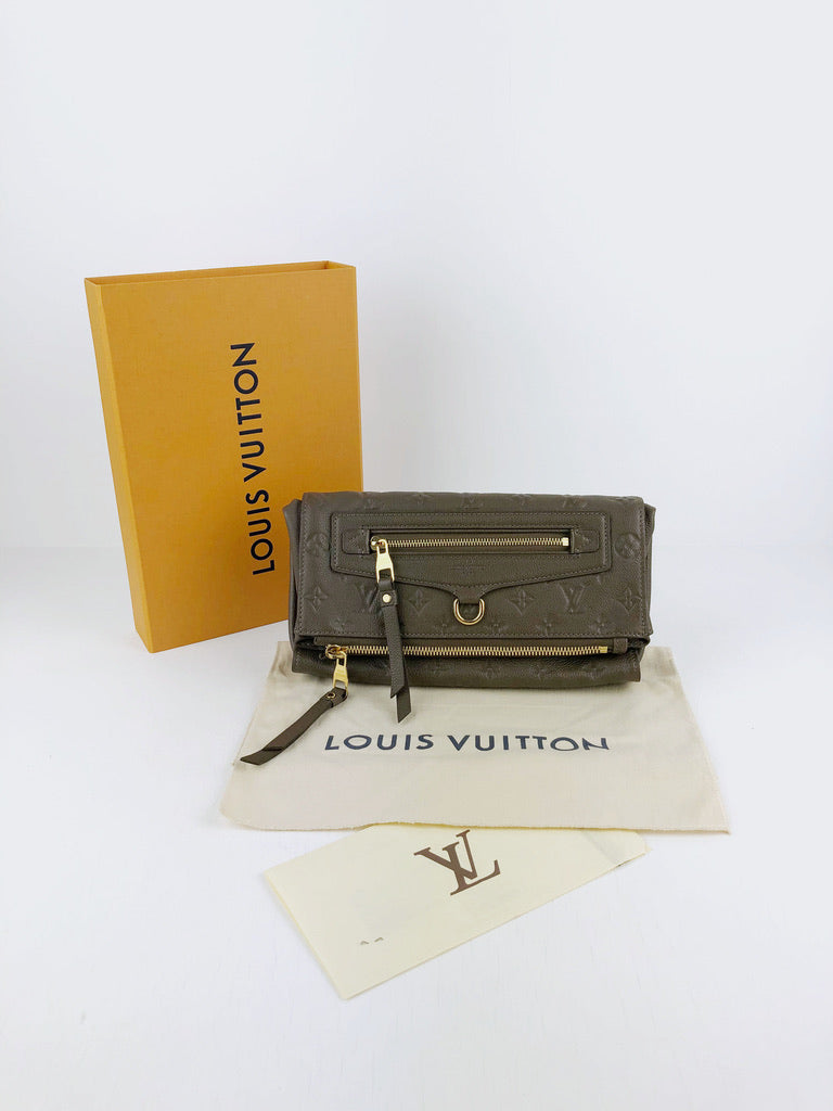 Louis Vuitton Petillante Clutch