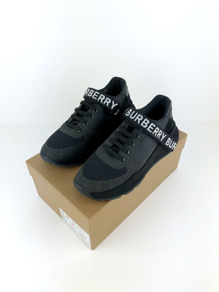 Burberry Sneakers - Str 41