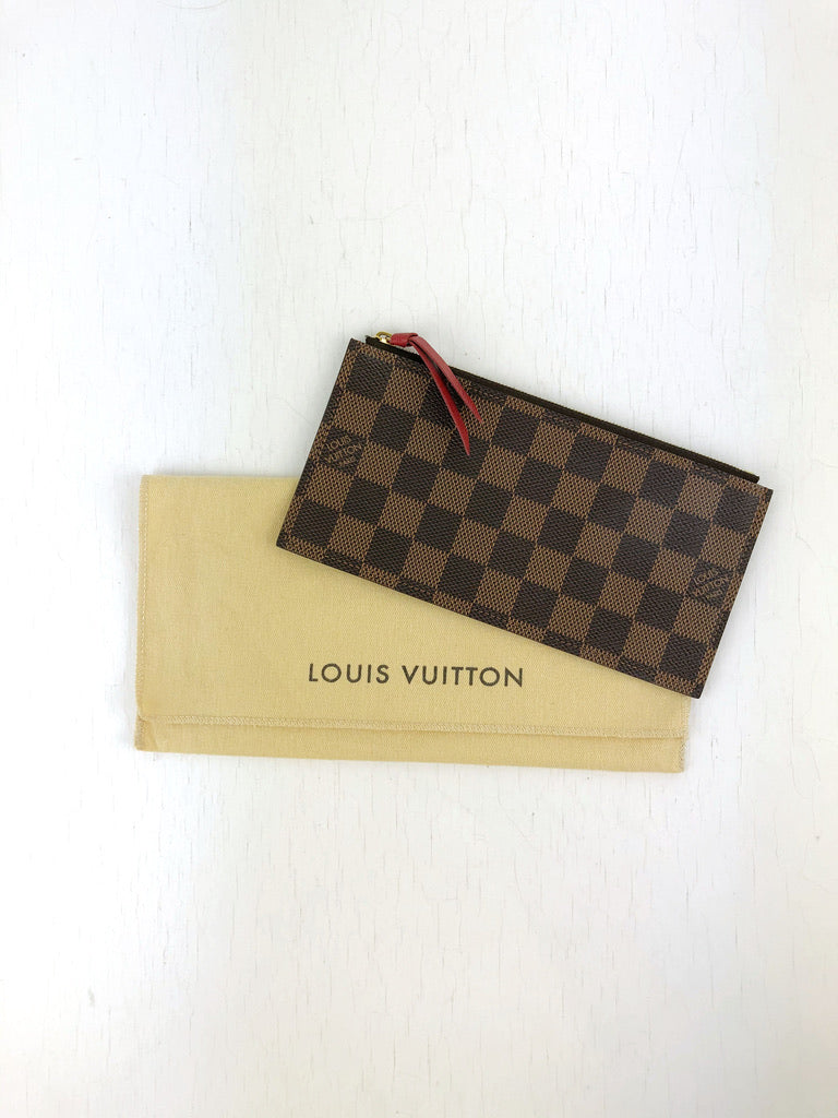 Louis Vuitton Damier Pung/Lille Clutch