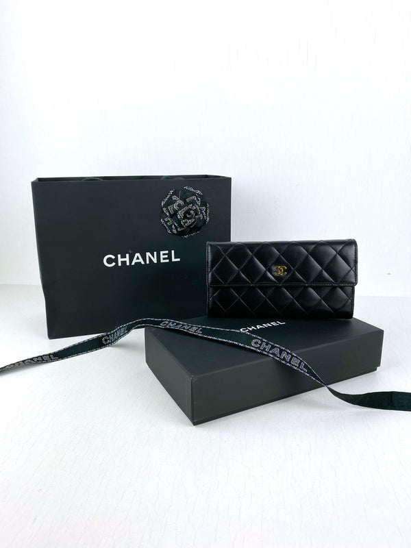 Chanel Classic Wallet- Sort Med Guldhardware