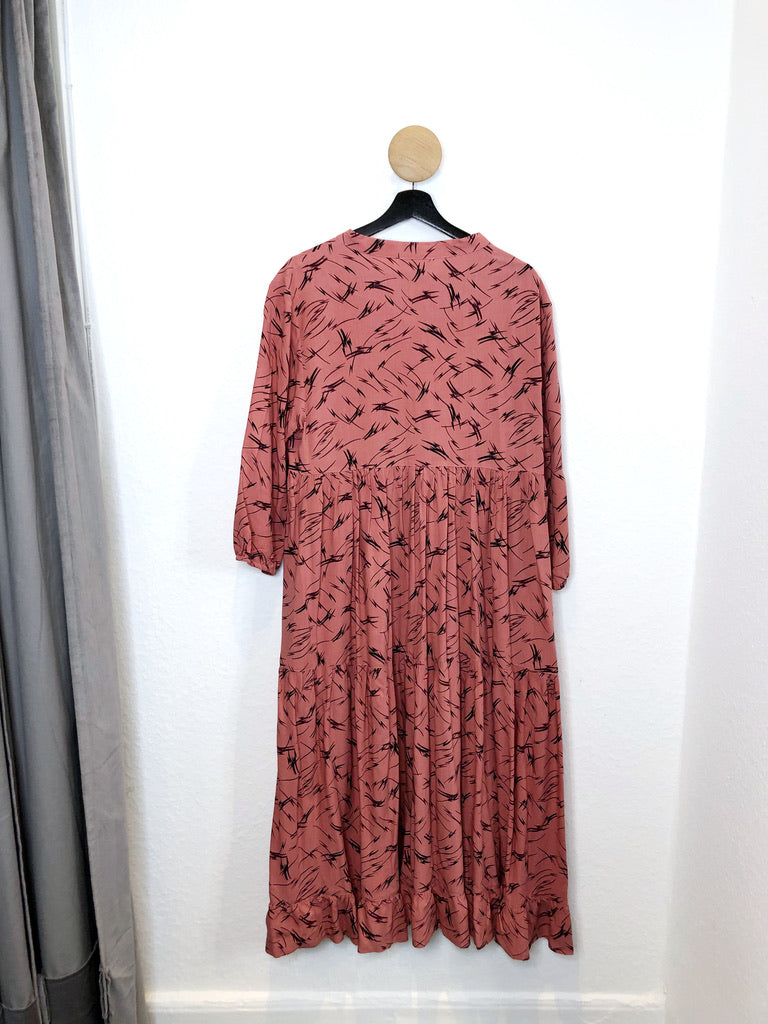 Month Of May Long Dress/Kjole - Str M/L